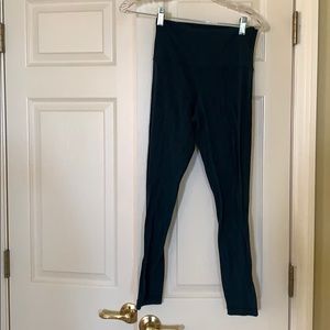 LULULEMON leggings super soft!!